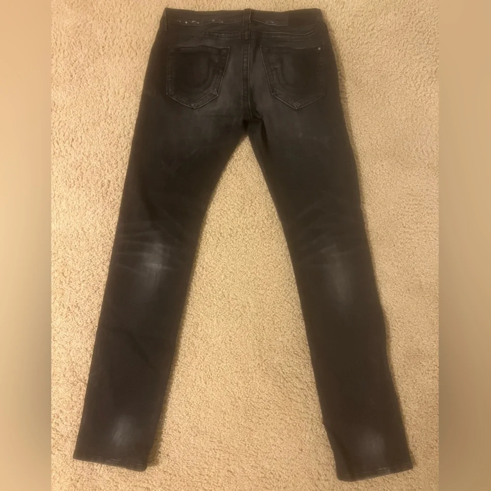 Men’s True Religion Jeans - Picture 2 of 5